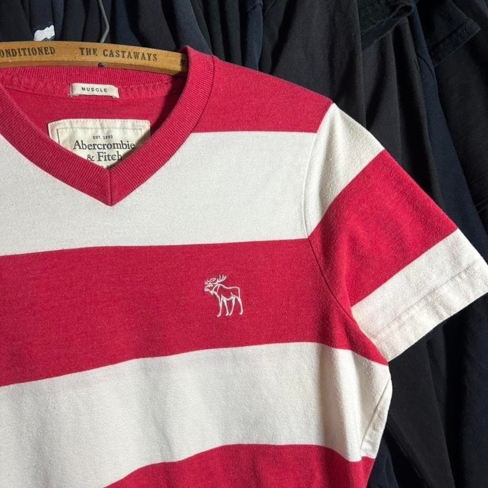 Vintage Y2K Abercrombie & Fitch striped V-neck shirt #stripes Size L